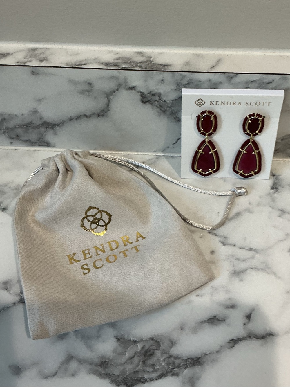 Kendra Scott Threaded Camry Statement Earrings in Wine and Gold New